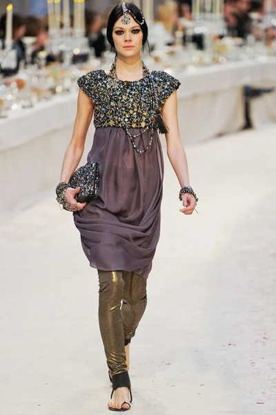 Look 53